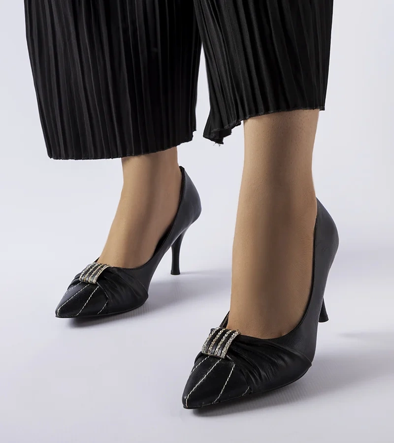 Pantofi stiletto negri cu zirconii Fortin