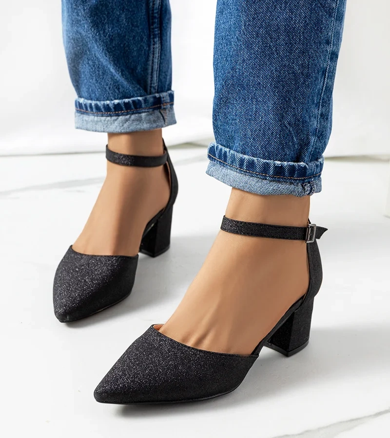 Pantofi stiletto negri strălucitori Mawahi