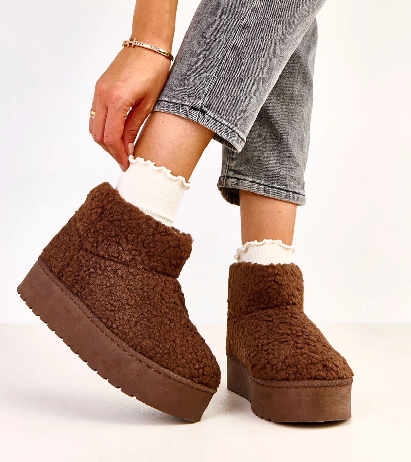 Cizme de zăpadă maro închis cu partea superioară din blană de miel Lasso