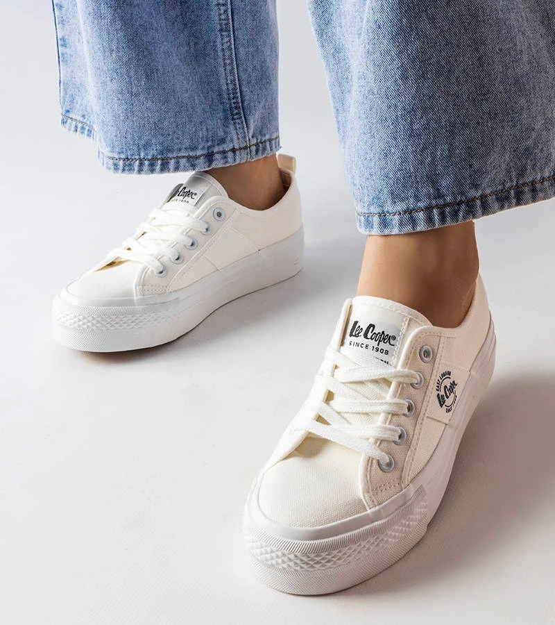 Pantofi de sport Lee Cooper albi LCW-22-31-0837L