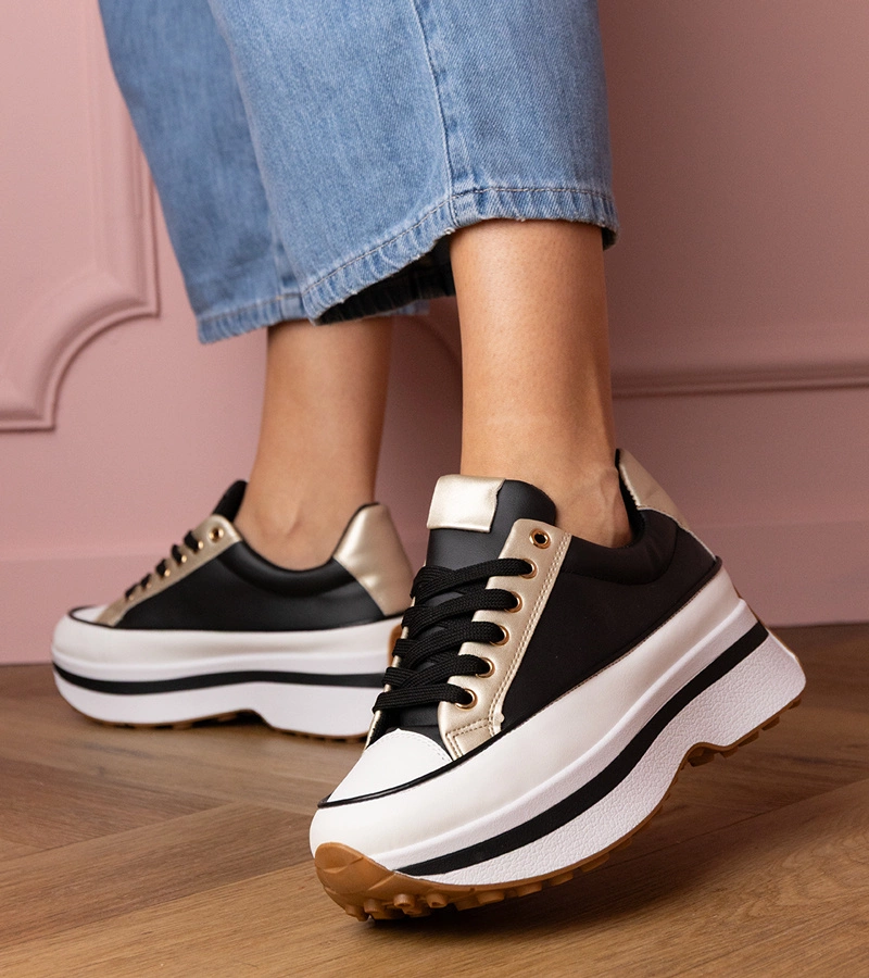 Adidași negri pe platformă Kerita