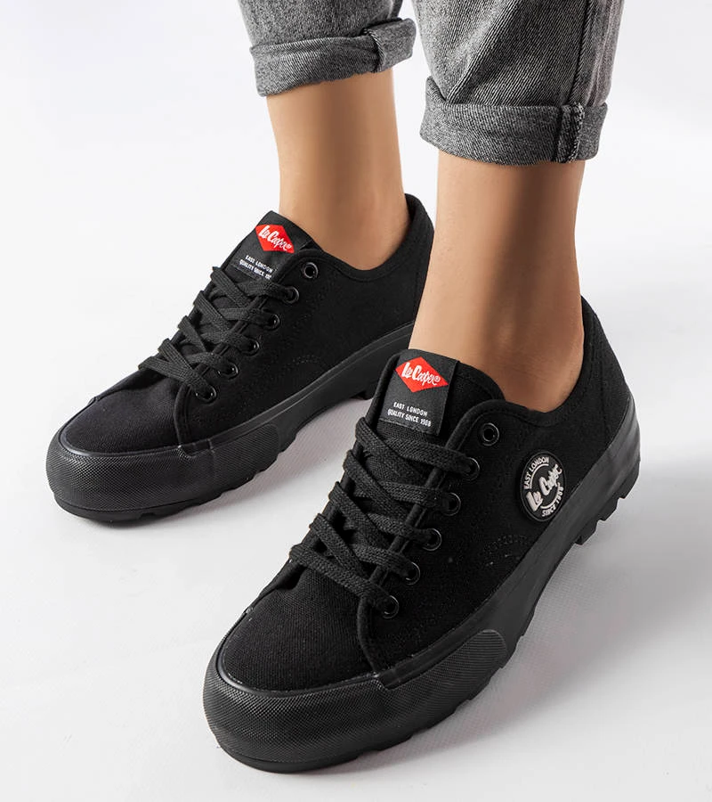 Pantofi de sport Lee Cooper negri LCW-23-44-1652L